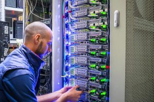 Technician working on webservers - DNS Hosting Service and managed IT services concept image